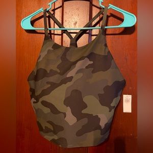 Old Navy camo powersoft athletic tank top. Size large.